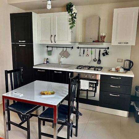 דירות Piccolo Loft In Centro אסטי מראה חיצוני תמונה