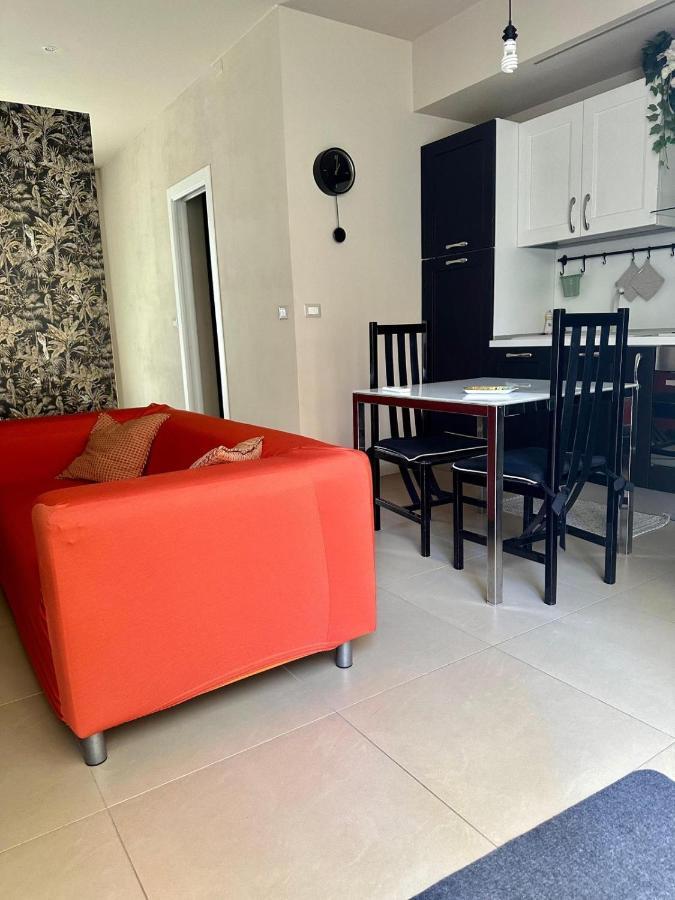דירות Piccolo Loft In Centro אסטי מראה חיצוני תמונה
